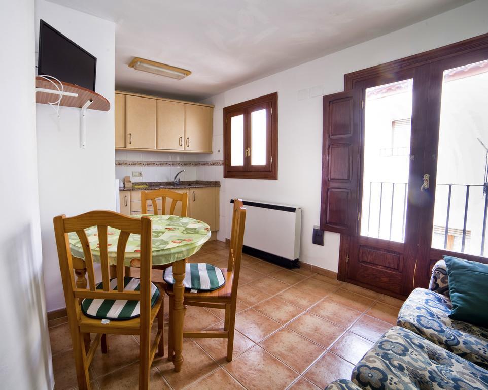 Apartamentos Prades Morella Camera foto