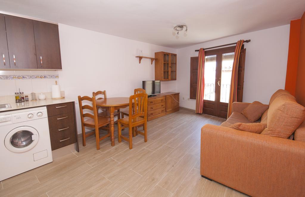 Apartamentos Prades Morella Esterno foto