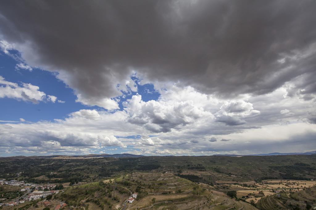 Apartamentos Prades Morella Esterno foto